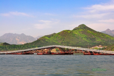 Мост, озеро Яньциху
