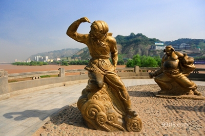 Скульптуры у Хуанхэ, Ланьчжоу