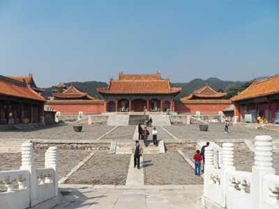 Восточный мавзолей династии Цинь