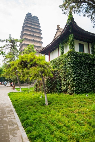 Малая пагода диких гусей в Сиане, Шэньси